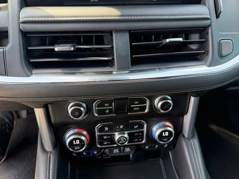 Used 2023 GMC Yukon SLT RWD image 15