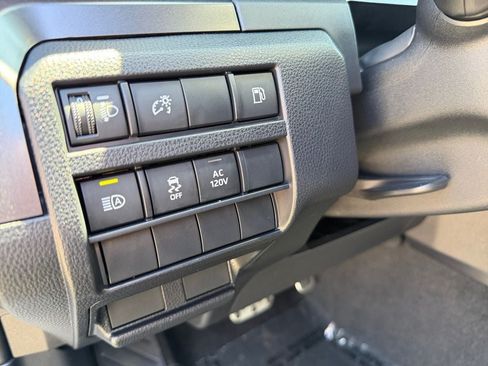 Used 2025 Toyota 4Runner TRD Sport AWD/4WD image 19