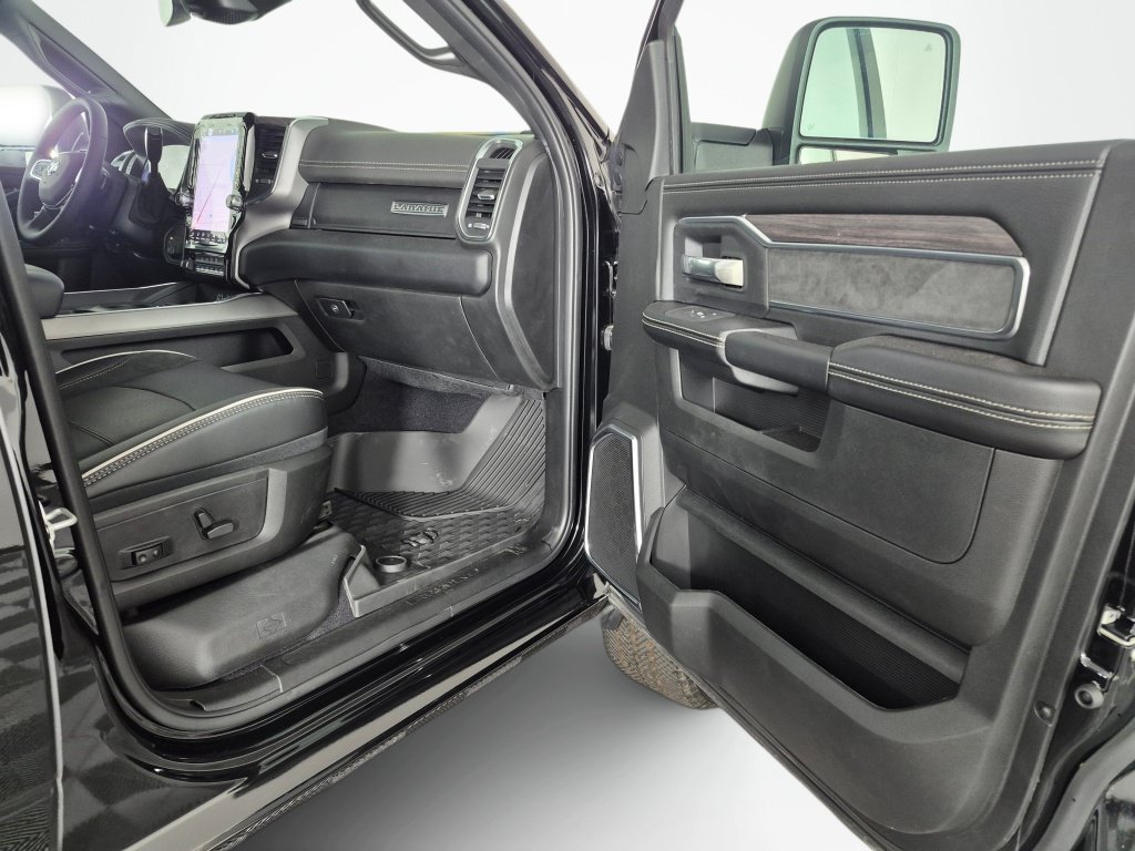 New 2026 RAM 3500 Laramie w/ Night Edition AWD/4WD image 41