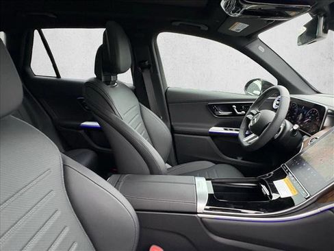 New 2026 Mercedes-Benz GLC 300 image 24