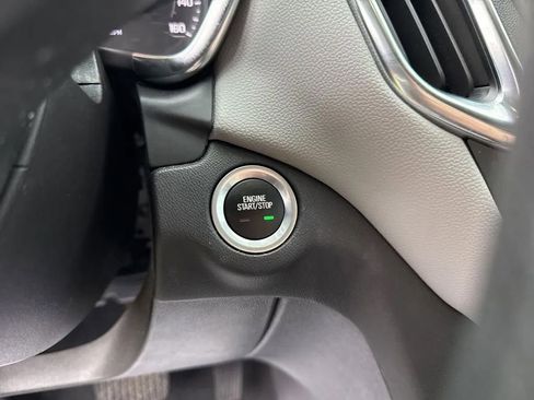 Used 2024 Chevrolet Equinox LS w/ LS Convenience Package image 20