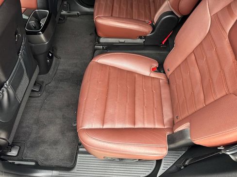 Used 2023 Kia Telluride SX Prestige image 13