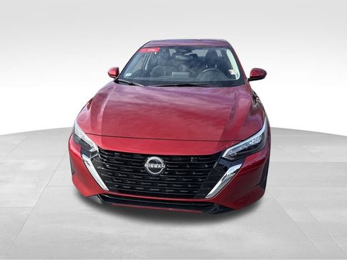 Used 2025 Nissan Sentra SV image 9