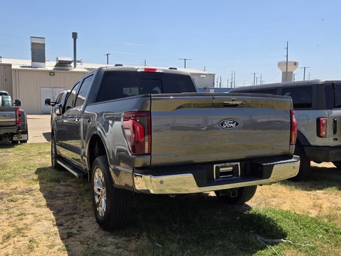 Used 2024 Ford F150 Lariat w/ FX4 Off-Road Package AWD/4WD image 6