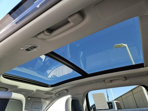 New 2026 Lincoln Nautilus Reserve image 23