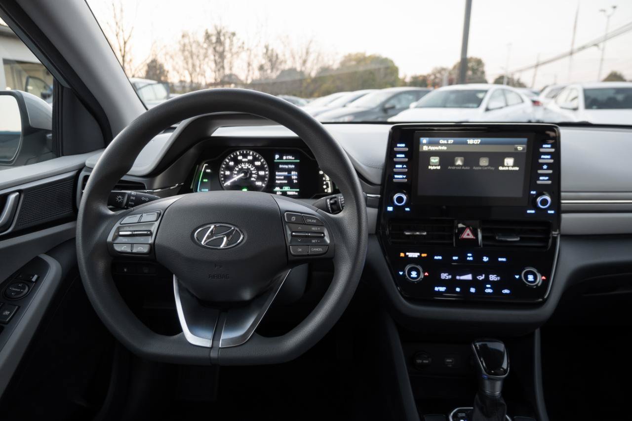Used 2020 Hyundai Ioniq Blue FWD image 26