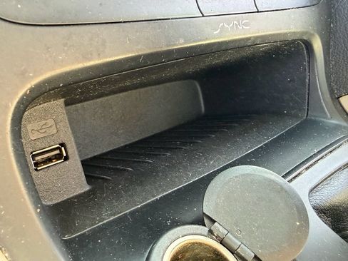 Used 2017 Ford Focus SE FWD image 18