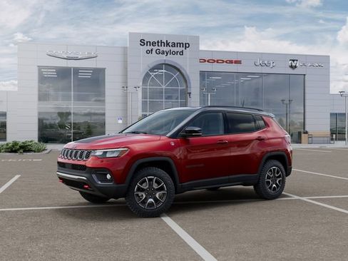 New 2026 Jeep Compass Trailhawk w/ Sun, Sound & Navigation Group AWD/4WD image 2