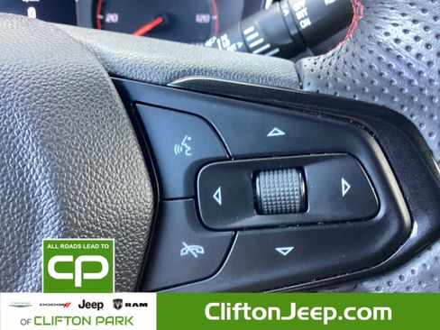 Used 2023 Chevrolet TrailBlazer RS image 17