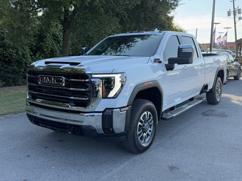 New 2026 GMC Sierra 2500 SLT w/ SLT Premium Package image 11