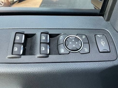 Used 2022 Ford F350 Lariat w/ Lariat Ultimate Package AWD/4WD image 18