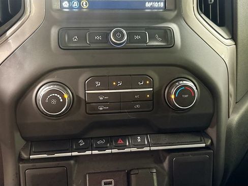 Used 2019 Chevrolet Silverado 1500 Custom Trail Boss w/ Custom Convenience Package AWD/4WD image 14
