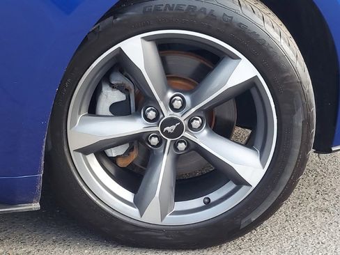 Used 2015 Ford Mustang Convertible w/ Equipment Group 051A image 17