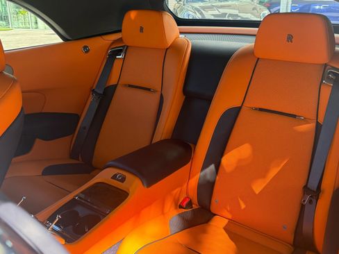 Used 2018 Rolls-Royce Dawn image 34