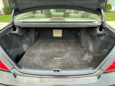 Used 2000 Toyota Avalon XLS image 32