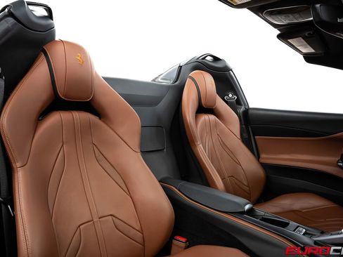 Used 2022 Ferrari 812 GTS RWD image 41