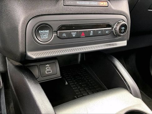 Certified 2025 Ford Bronco Sport Outer Banks w/ Outer Banks Tech Package+ AWD/4WD image 32
