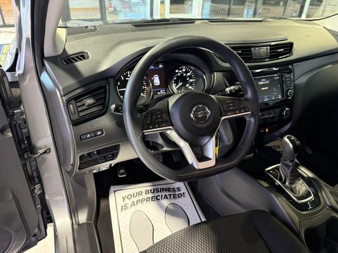 Used 2020 Nissan Rogue Sport S FWD image 29