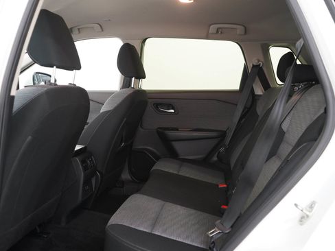 Used 2023 Nissan Rogue SV AWD/4WD image 15