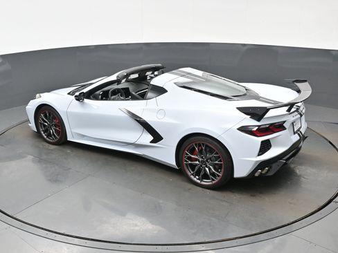 Used 2023 Chevrolet Corvette Stingray Coupe w/ Battery Protection Package image 32