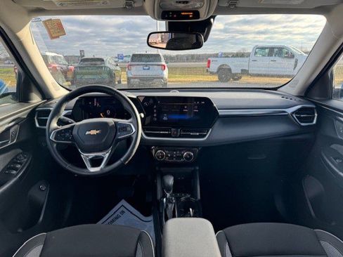Used 2024 Chevrolet TrailBlazer LT w/ Convenience Package image 27