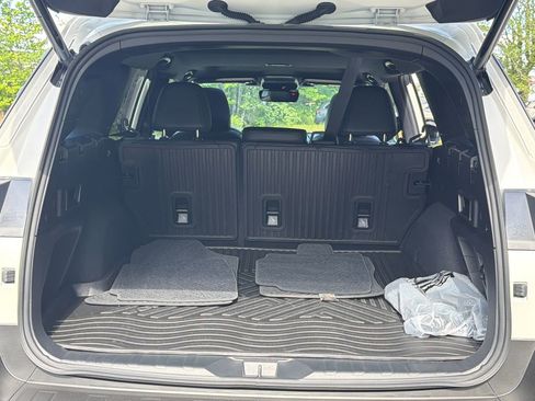 Certified 2026 Subaru Outback Premium AWD/4WD image 12
