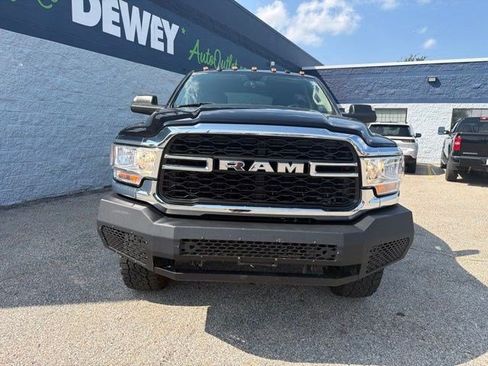 Used 2020 RAM 2500 Tradesman w/ Chrome Appearance Group AWD/4WD image 8