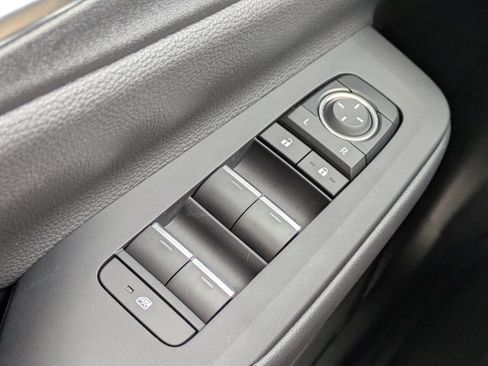 New 2026 Toyota Prius Plug-In Hybrid image 24