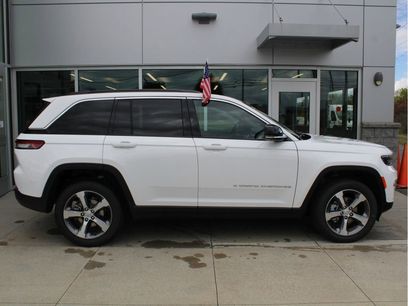 New 2025 Jeep Grand Cherokee Limited w/ Luxury Tech Group II