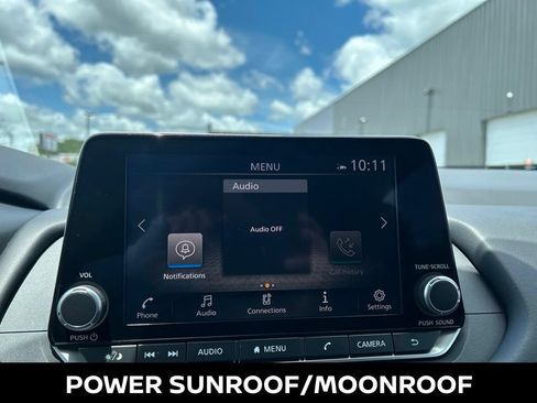 Certified 2025 Nissan Rogue SV FWD image 13