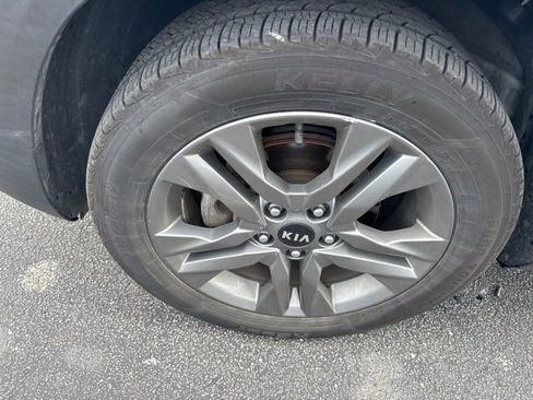 Used 2021 Kia Seltos S FWD image 24