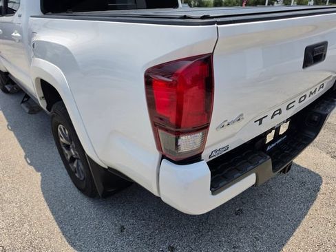 Used 2023 Toyota Tacoma SR5 w/ Technology Package AWD/4WD image 13