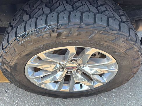 Used 2020 GMC Sierra 1500 SLT w/ SLT Premium Plus Package image 12