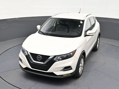 Used 2021 Nissan Rogue Sport SV FWD image 18