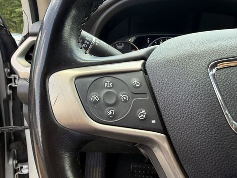 Used 2019 GMC Acadia Denali FWD image 10