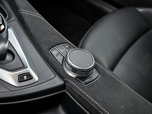 Used 2020 BMW M4 CS w/ Executive Package RWD image 27