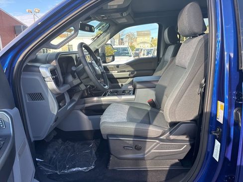 New 2026 Ford F250 XLT w/ XLT Premium Package AWD/4WD image 7