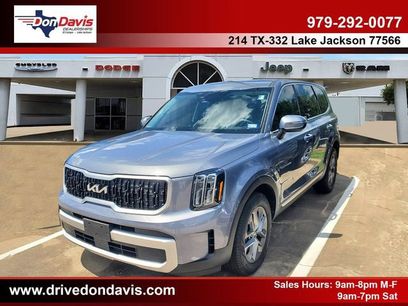 Used 2025 Kia Telluride LX