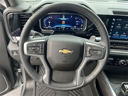 Certified 2023 Chevrolet Silverado 1500 LTZ w/ Technology Package image 11