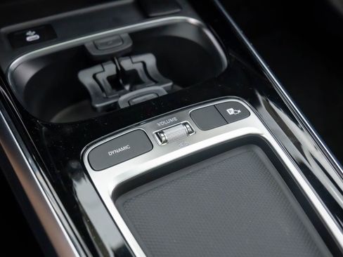 New 2026 Mercedes-Benz GLB 250 4MATIC image 28