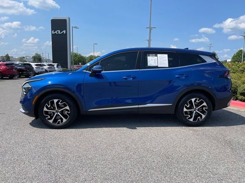 Certified 2024 Kia Sportage EX FWD image 4