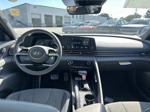 New 2026 Hyundai Elantra Sport FWD image 5