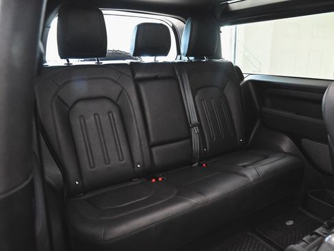 Used 2021 Land Rover Defender 90 S AWD/4WD image 27
