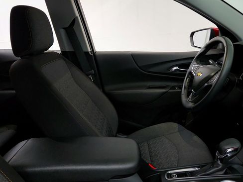 Certified 2024 Chevrolet Equinox LT w/ LPO, Floor Liner Package FWD image 22