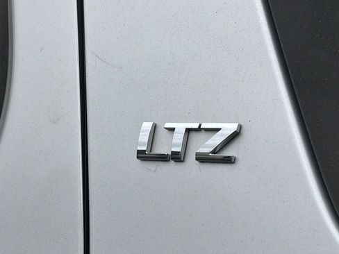 Used 2013 Chevrolet Tahoe LTZ AWD/4WD image 26