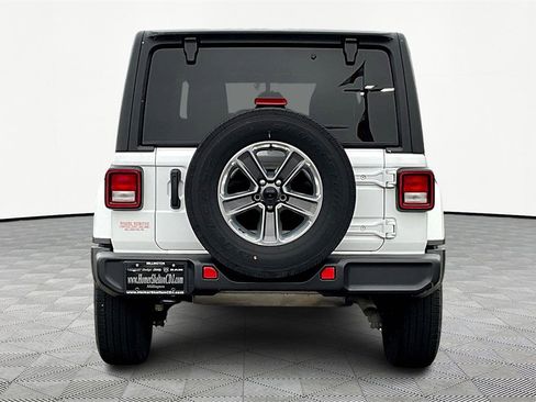 Certified 2021 Jeep Wrangler Unlimited Sahara image 4