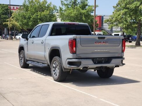 Used 2024 GMC Sierra 1500 AT4 w/ Technology Package AWD/4WD image 7