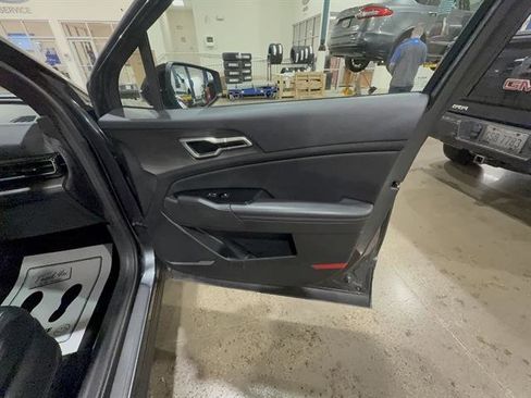 Used 2023 Kia Sportage X-Line w/ X-Line Premium Package image 27