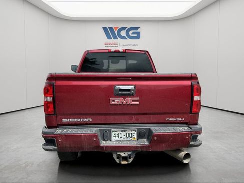 Used 2019 GMC Sierra 2500 Denali w/ Duramax Plus Package AWD/4WD image 5