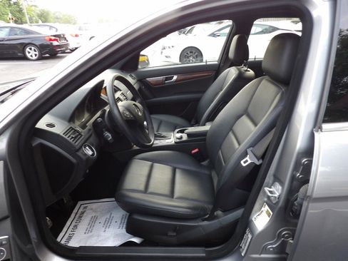 Used 2011 Mercedes-Benz C 300 4MATIC Sedan image 13